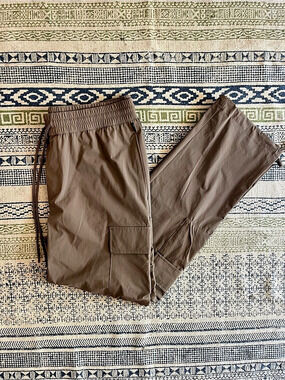 Pacsun Straight Cargo NylonPants Brown Large NWOT